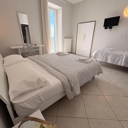 Gandolfo Szálloda 3*