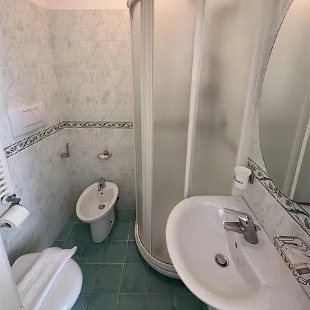 Szálloda Gandolfo 3*